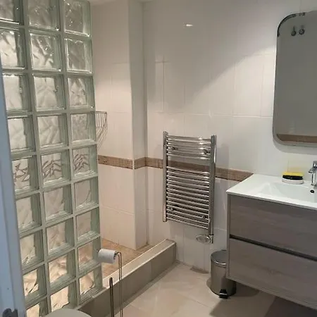Daire 2 Bedroom In With Sea View Nerja
