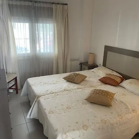 2 Bedroom In With Sea View Daire